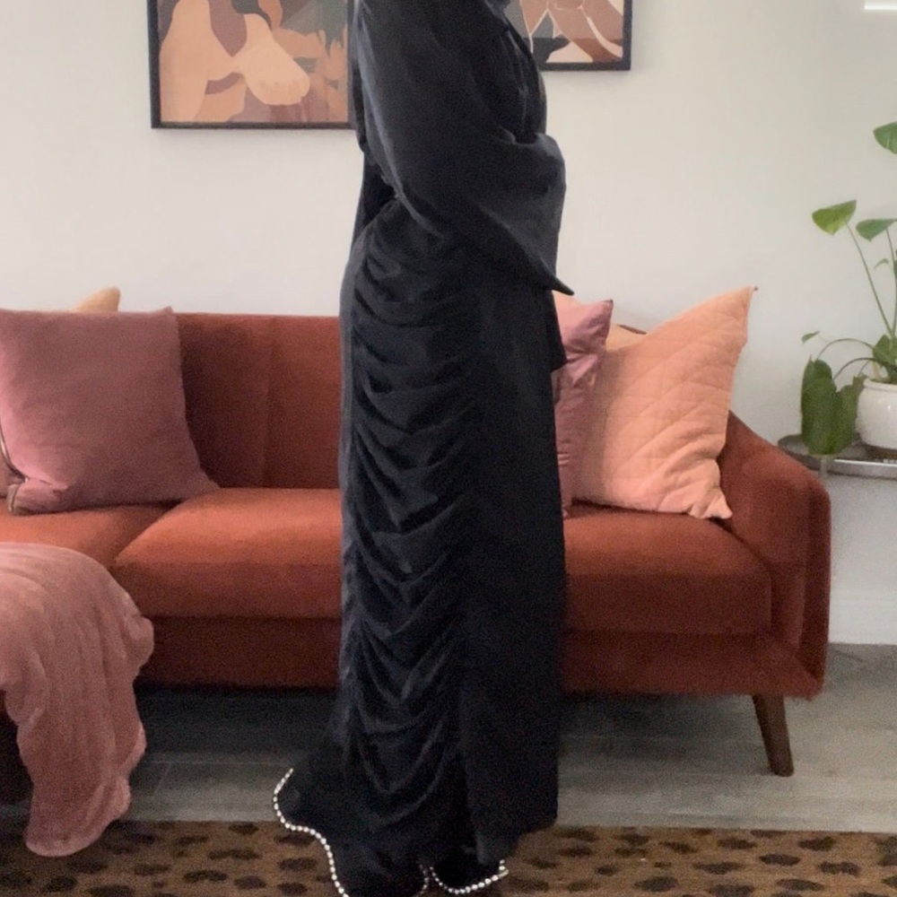 Black Ruched Abaya